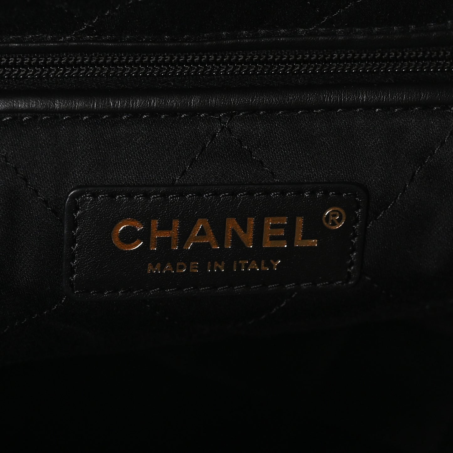 Shiny Calfskin Quilted Chanel 22 Black