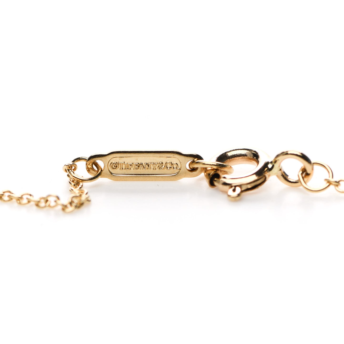 18K Yellow Gold Small Oval Key Pendant Necklace