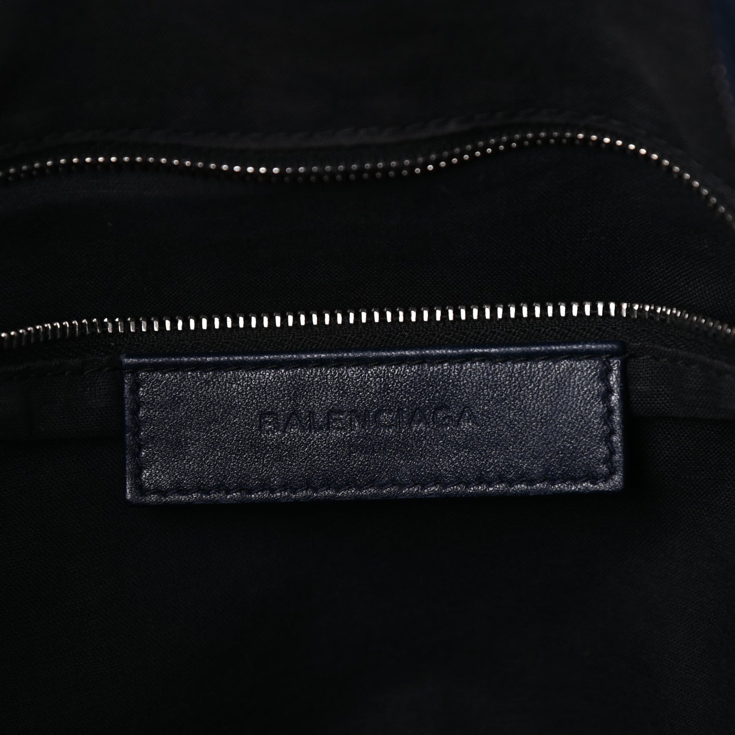 Chevre Silver Metallic Edge Hardware Velo Bleu Nuit Dark Sea