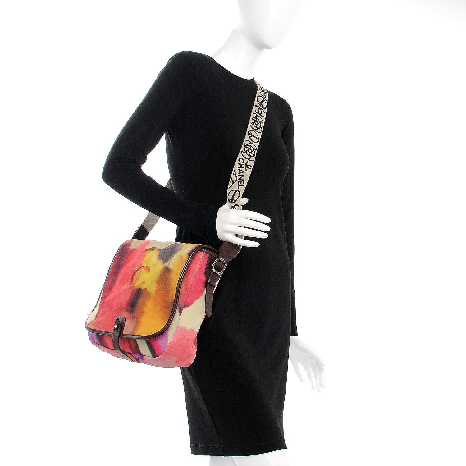Chanel Printed Ultra Soft Lambskin Medium Flower Power Messenger 2 of 7