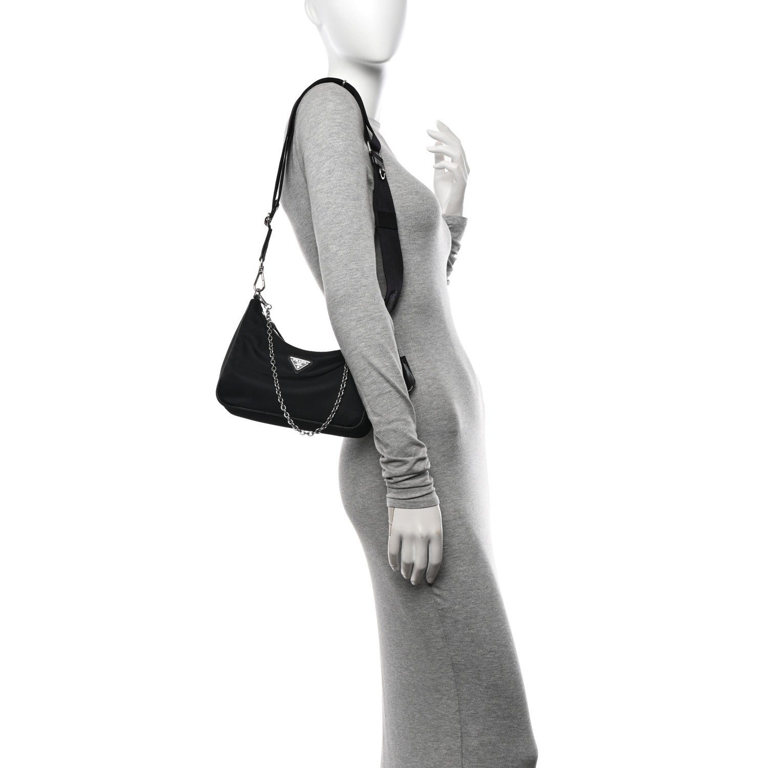 Prada Nylon Re-Edition 2005 Shoulder Bag Black 2 of 11