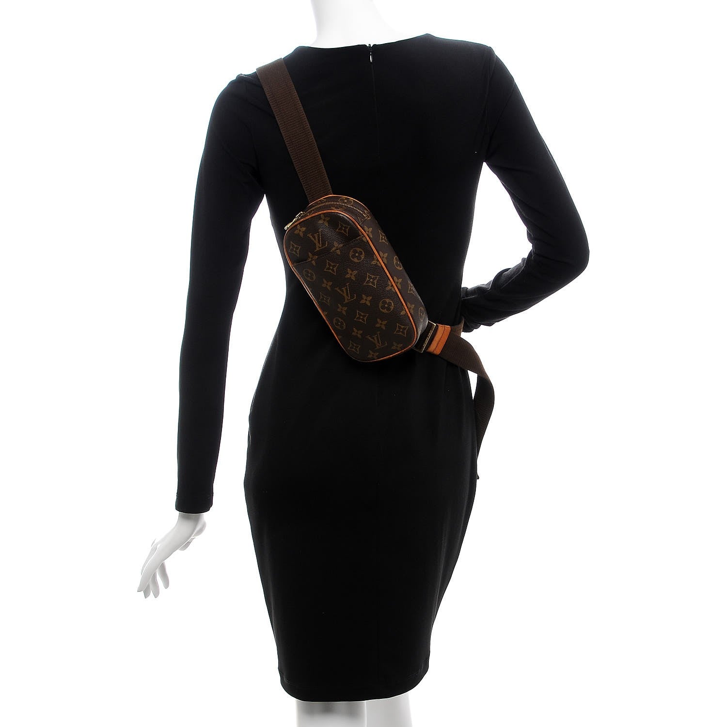 Louis Vuitton Monogram Pochette Gange 2 of 10