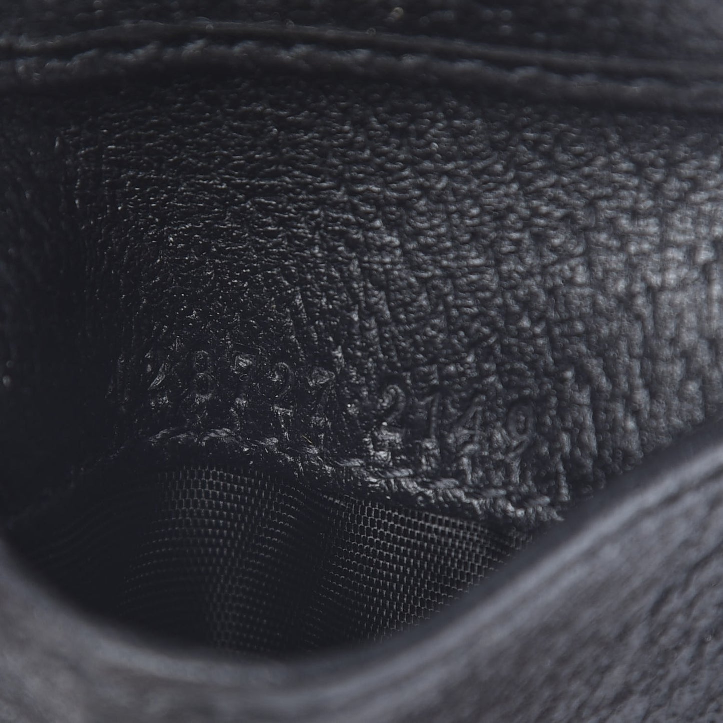 Calfskin Boar Effect GG Marmont Bi-Fold Wallet Black