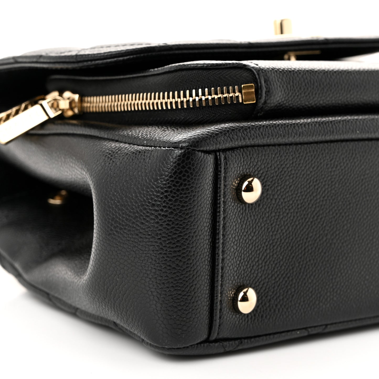 Caviar Quilted Medium Business Affinity Flap Black