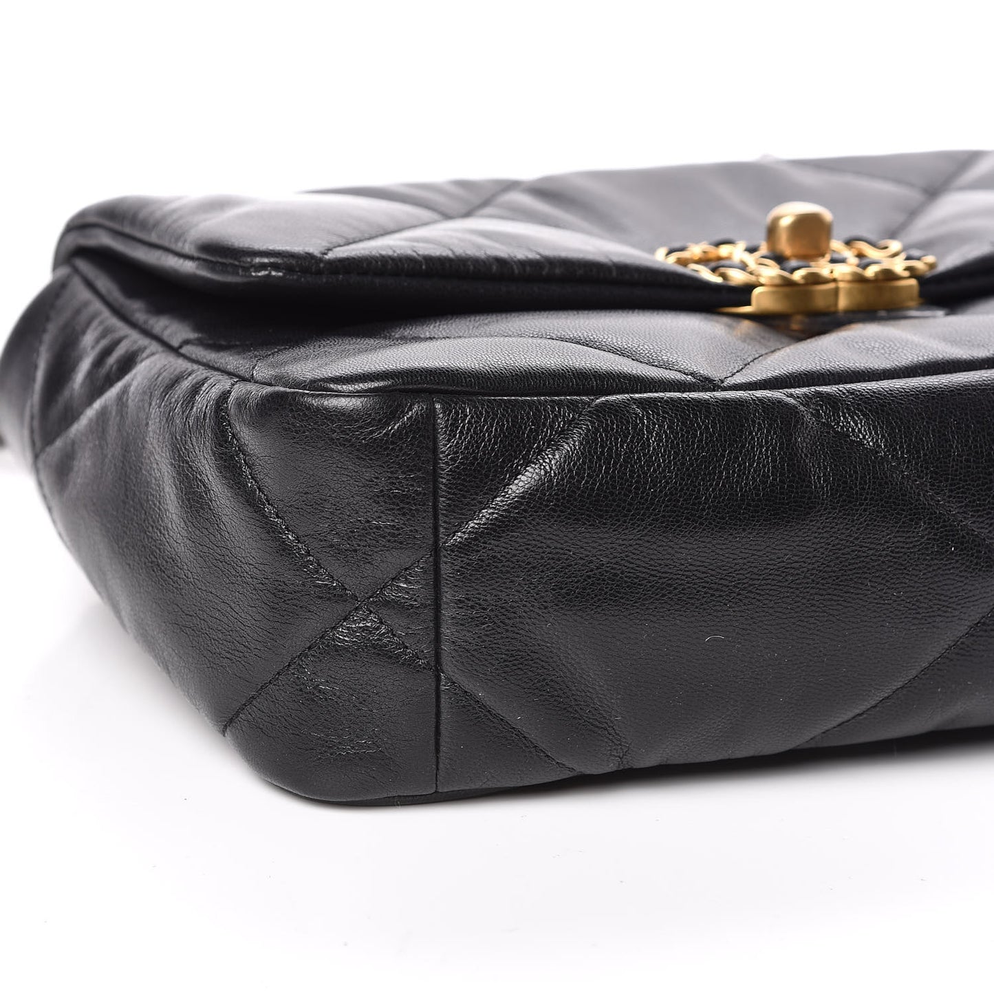 Goatskin Quilted Medium 19 Flap Black