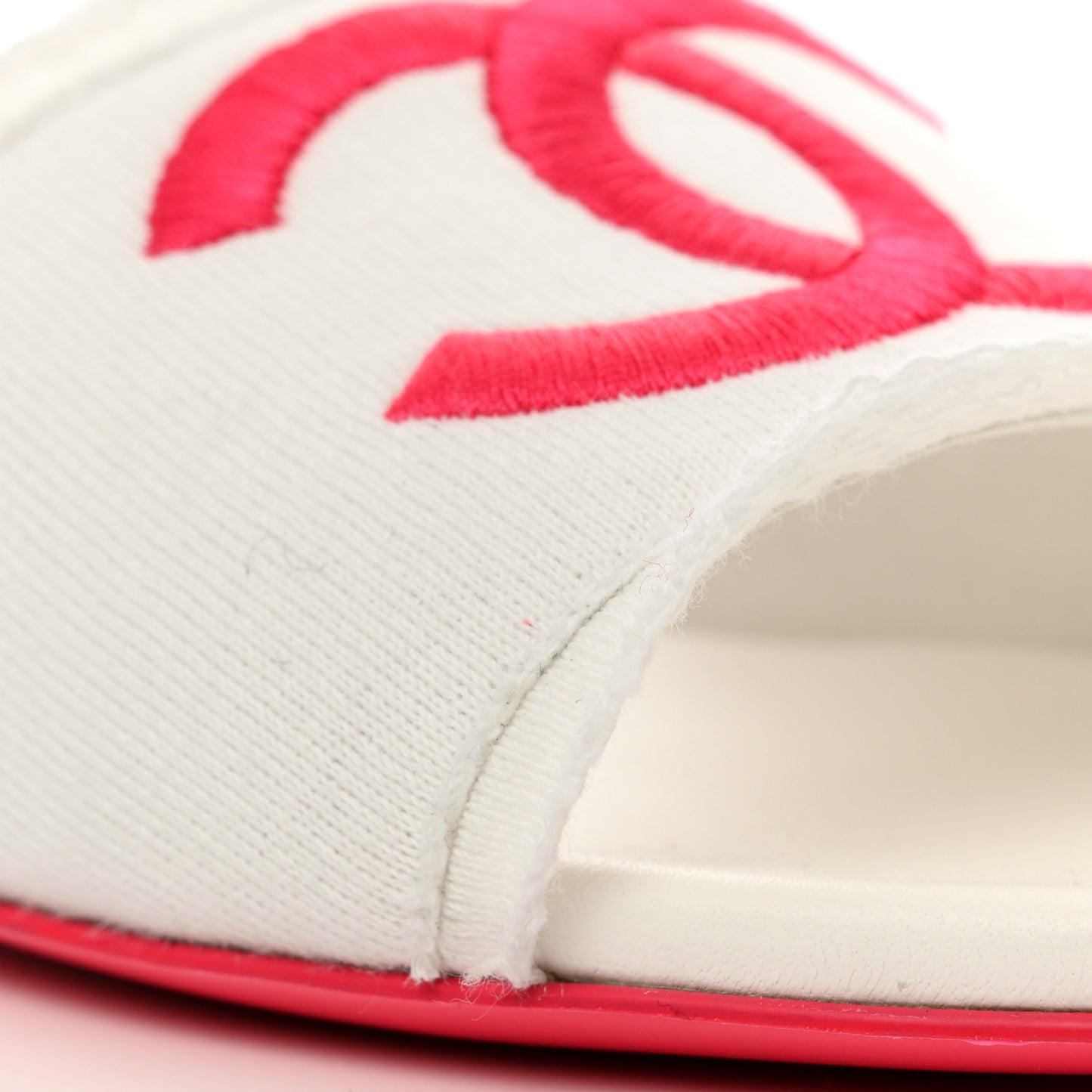 Jersey Knit CC Mules 39 White Fuchsia