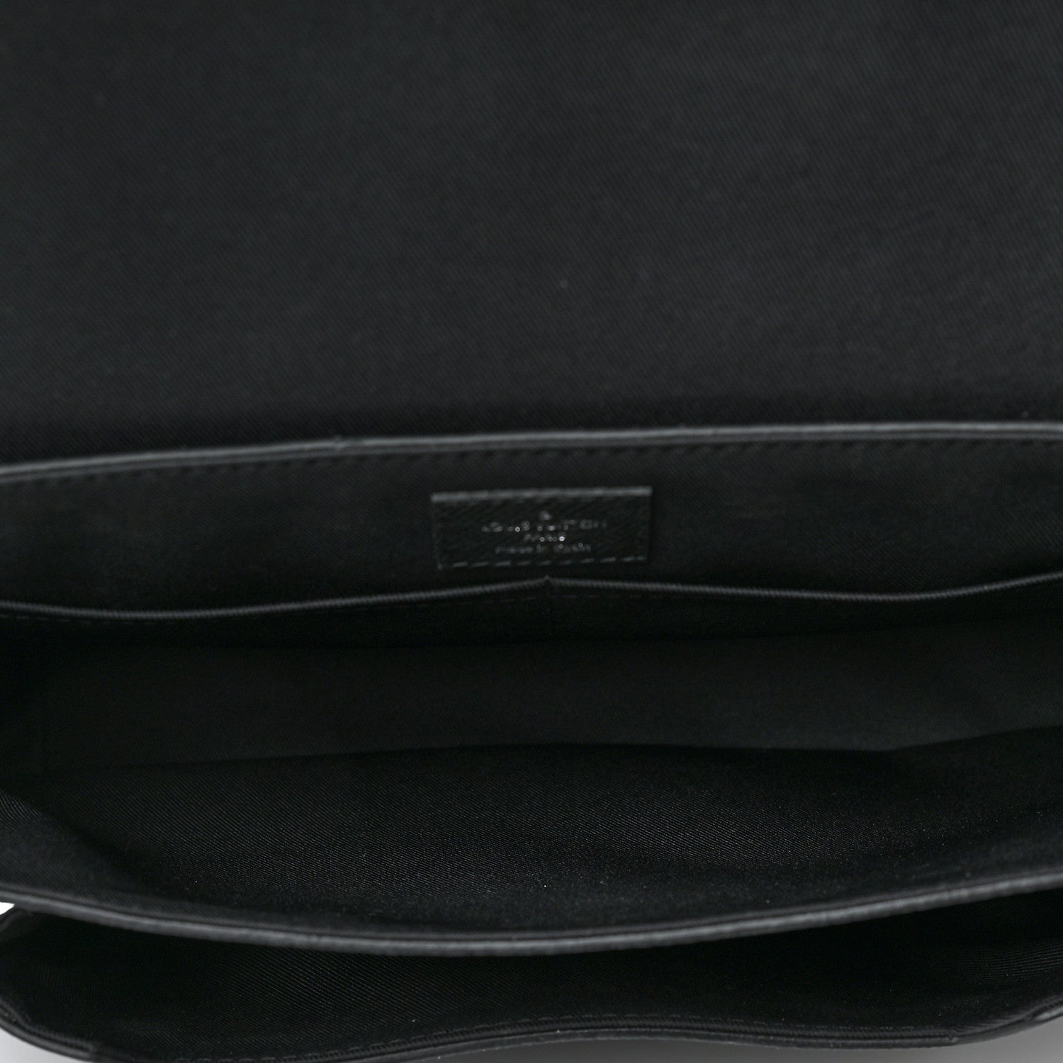 Louis Vuitton Taigarama Messengerama Black 5 of 8