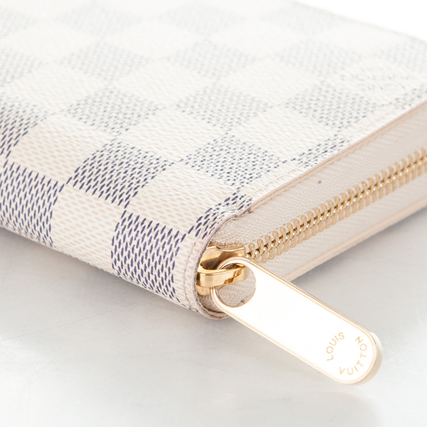 Louis Vuitton Damier Azur Zippy Wallet 8 of 11
