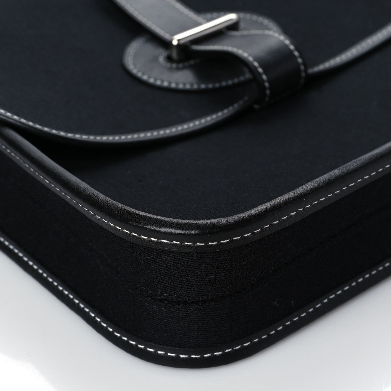 Hermes Toile Officier Mini Buenaventura Messenger Black 8 of 9