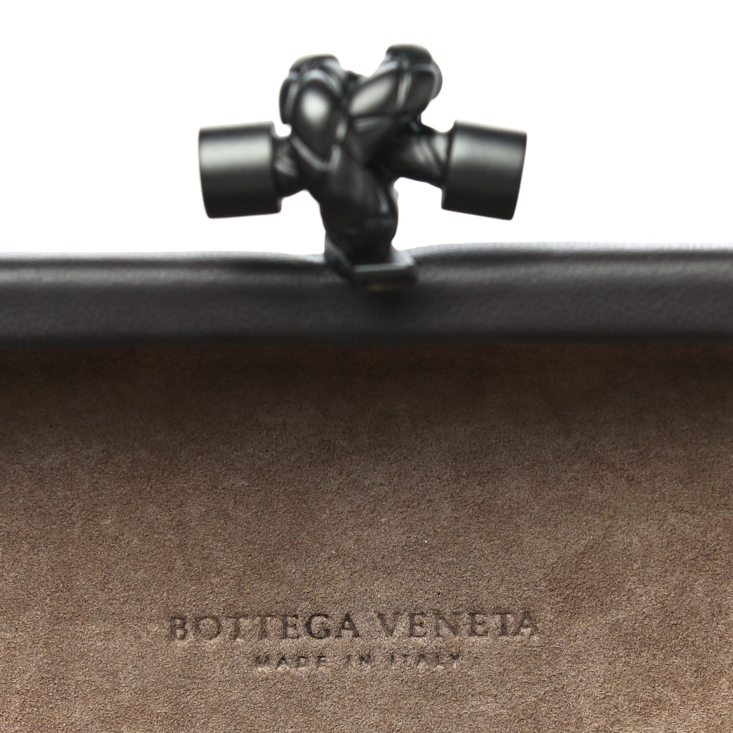 Nappa Intrecciato Chain Knot Clutch Quetsche