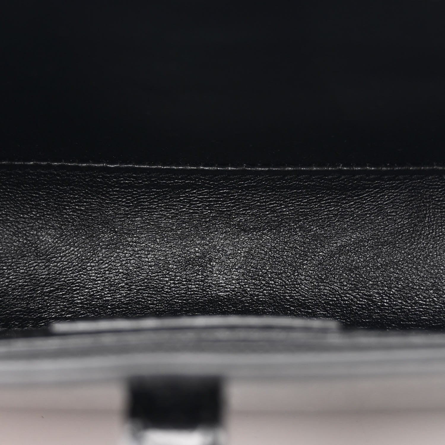 Saint Laurent Patent Monochrome Le 5 A 7 Hobo Black 5 of 10
