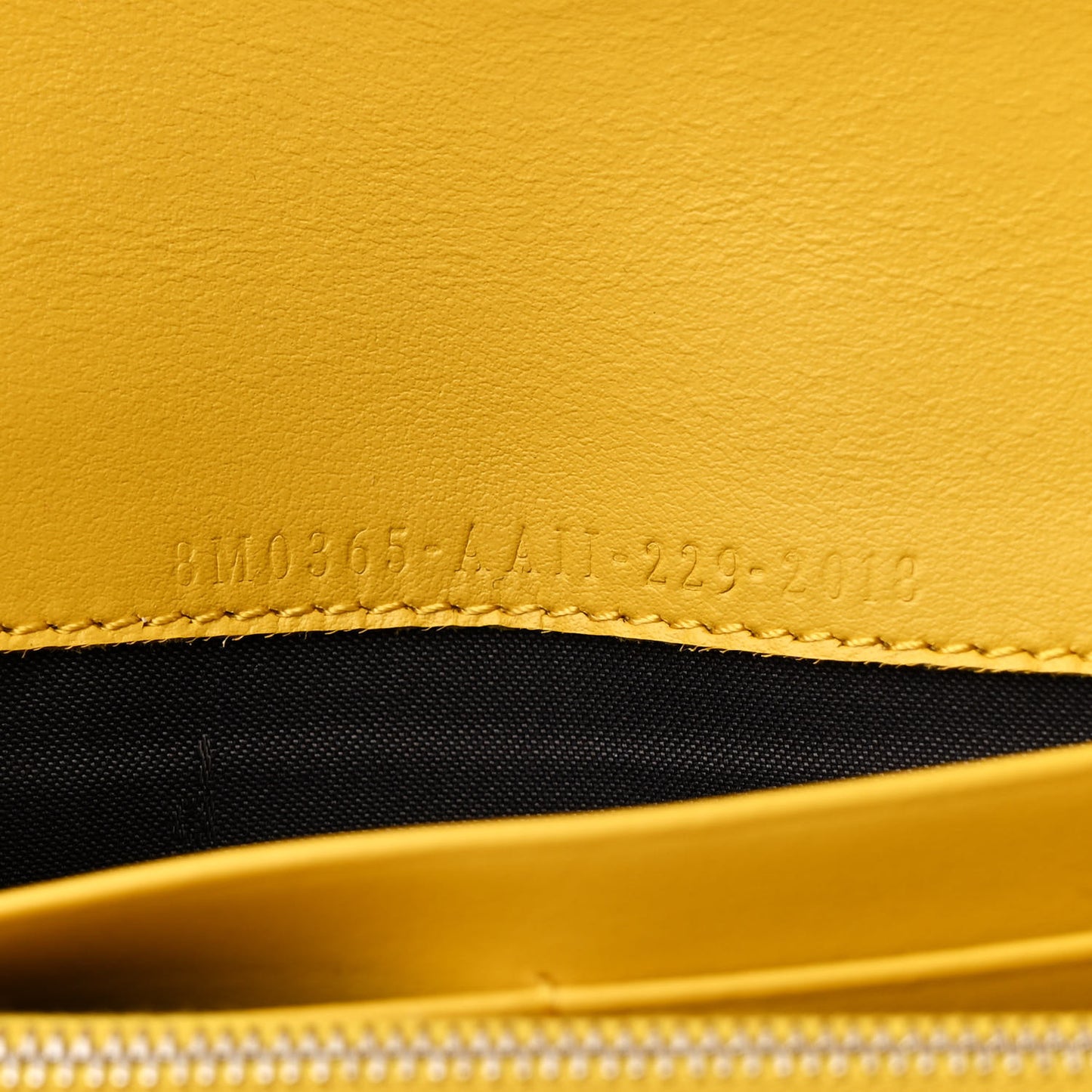 Vitello Cruise F is Fendi Bi-Color FF 1974 Embossed Continental Envelope Wallet On Chain Maya Black Sunflower