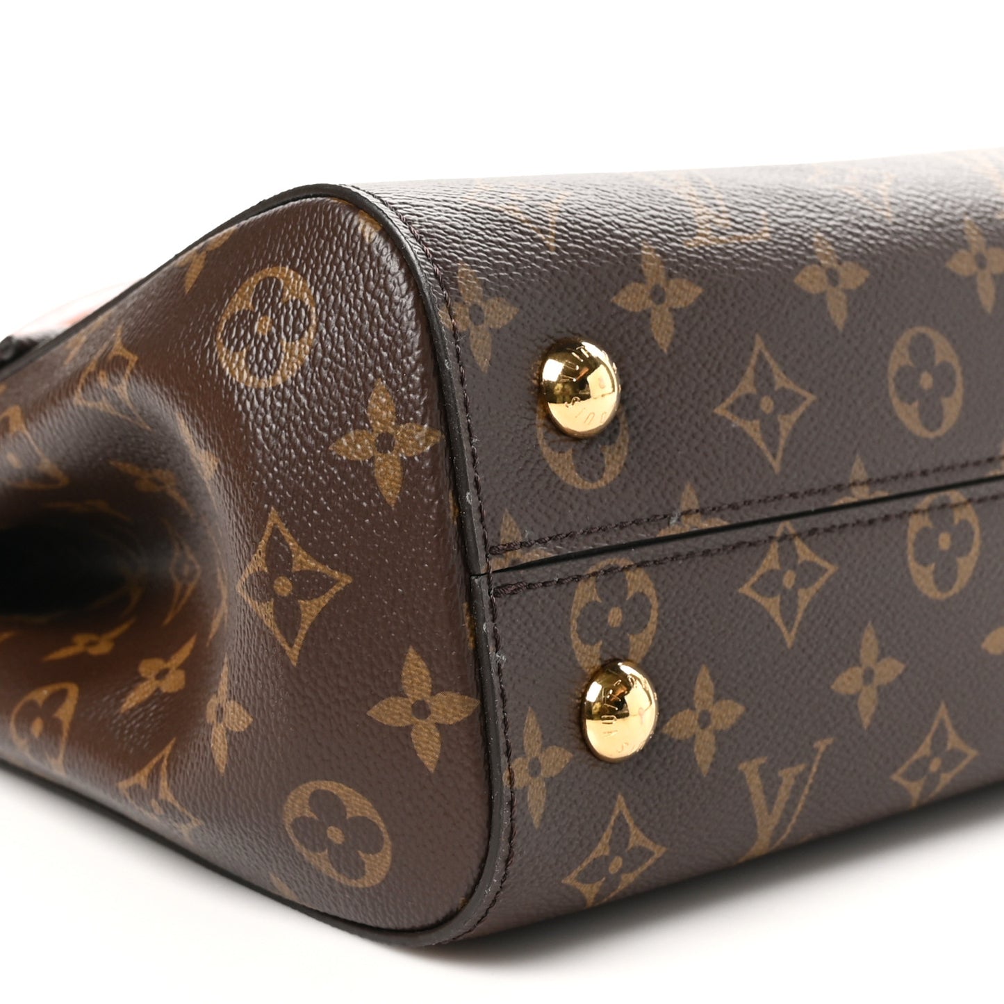 Monogram Cluny MM Papyrus Creme