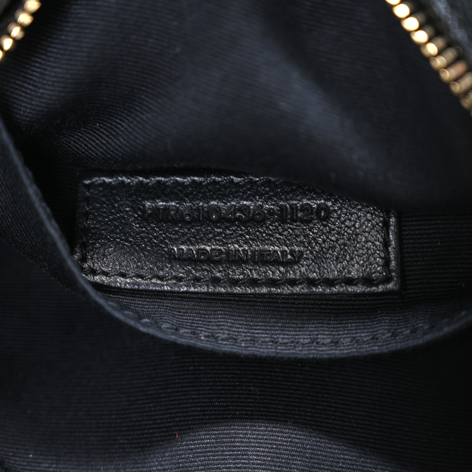 Saint Laurent Grain De Poudre Matelasse Chevron Quilted Round Vinyle Camera Bag Black 7 of 10