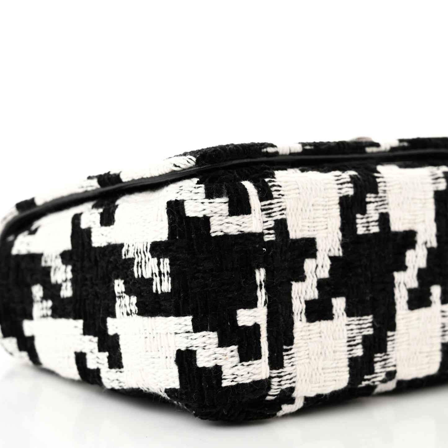 Tweed Macro Houndstooth Small Caro Bag Black White