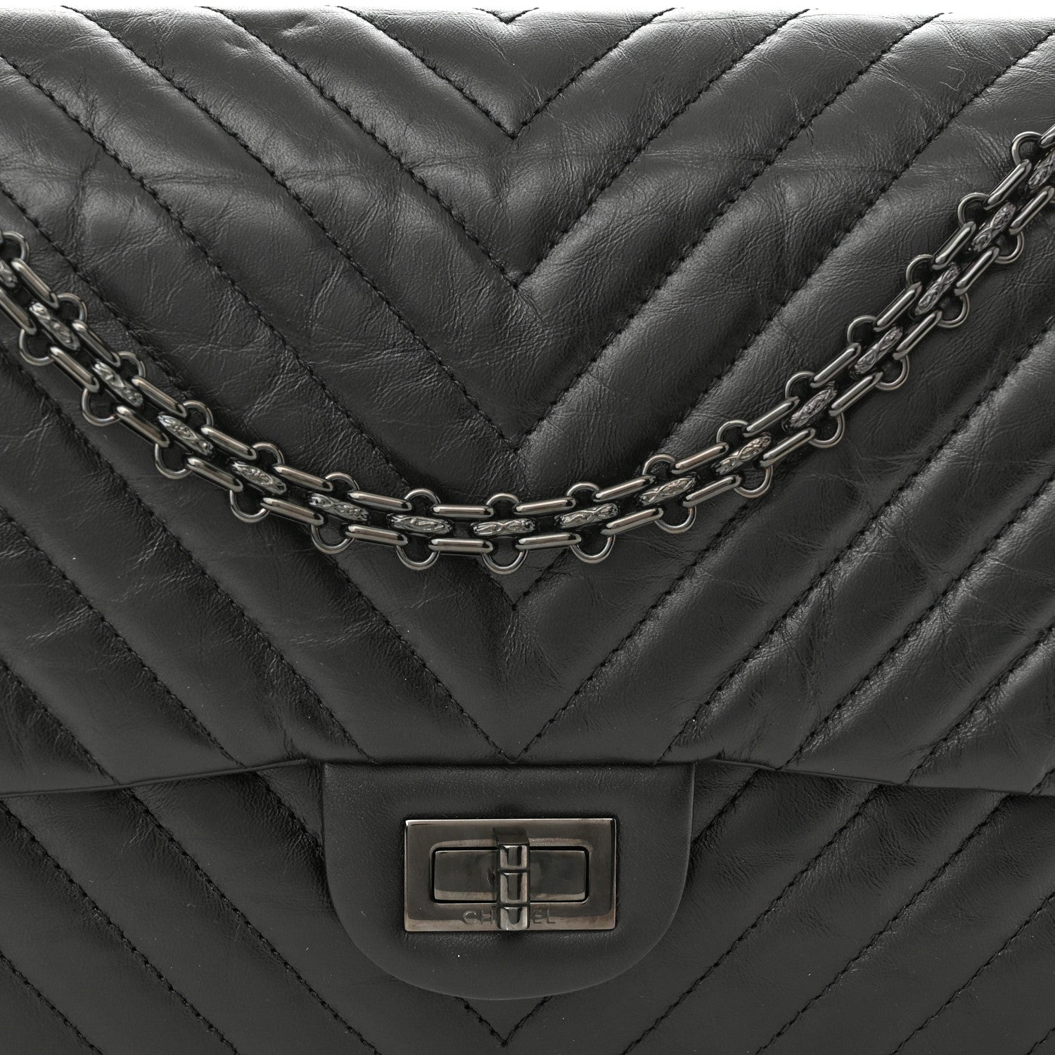 Chanel Aged Calfskin Chevron Quilted 2.55 Reissue 226 So Black 8 of 10