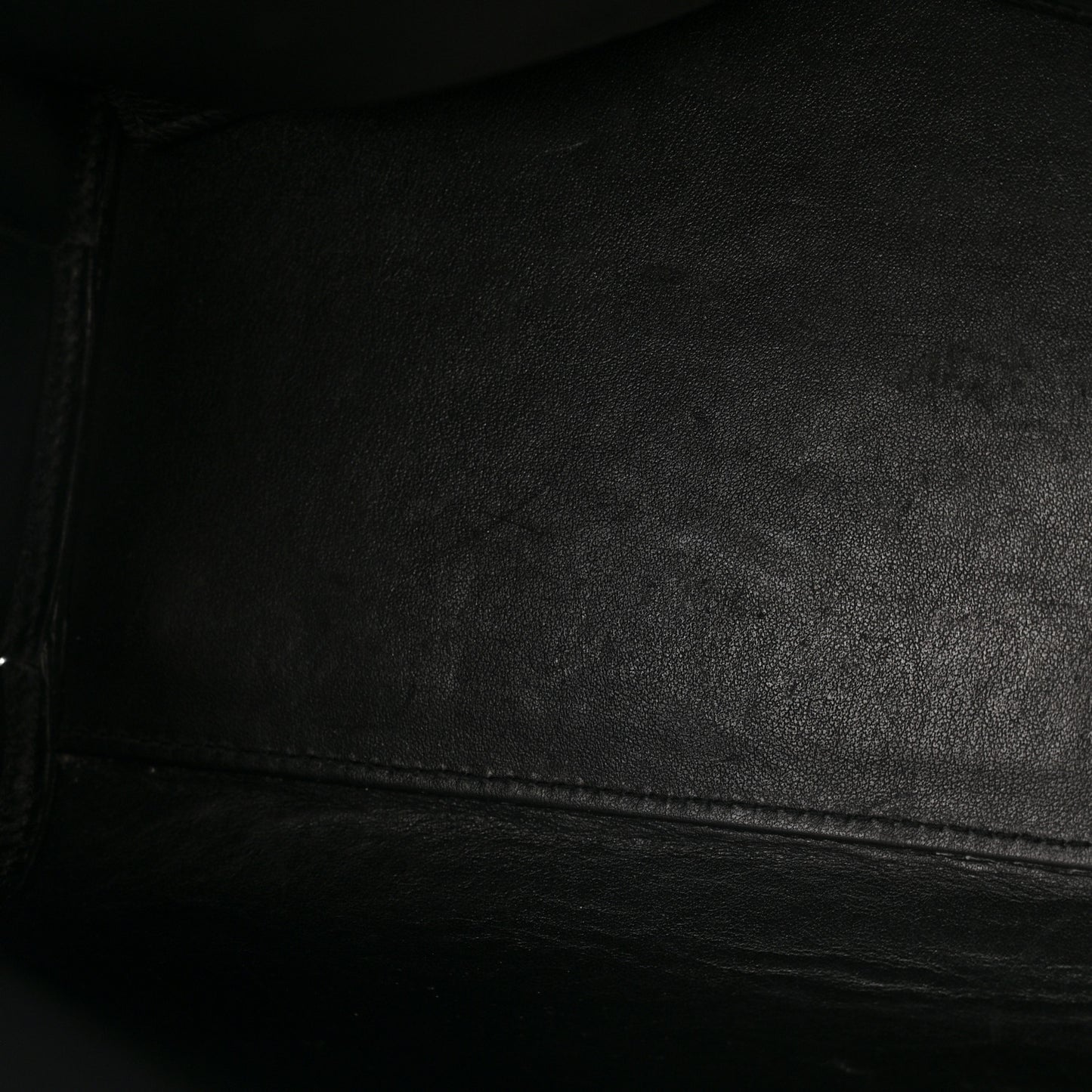 Grained Calfskin Large Sac De Jour Carryall Black
