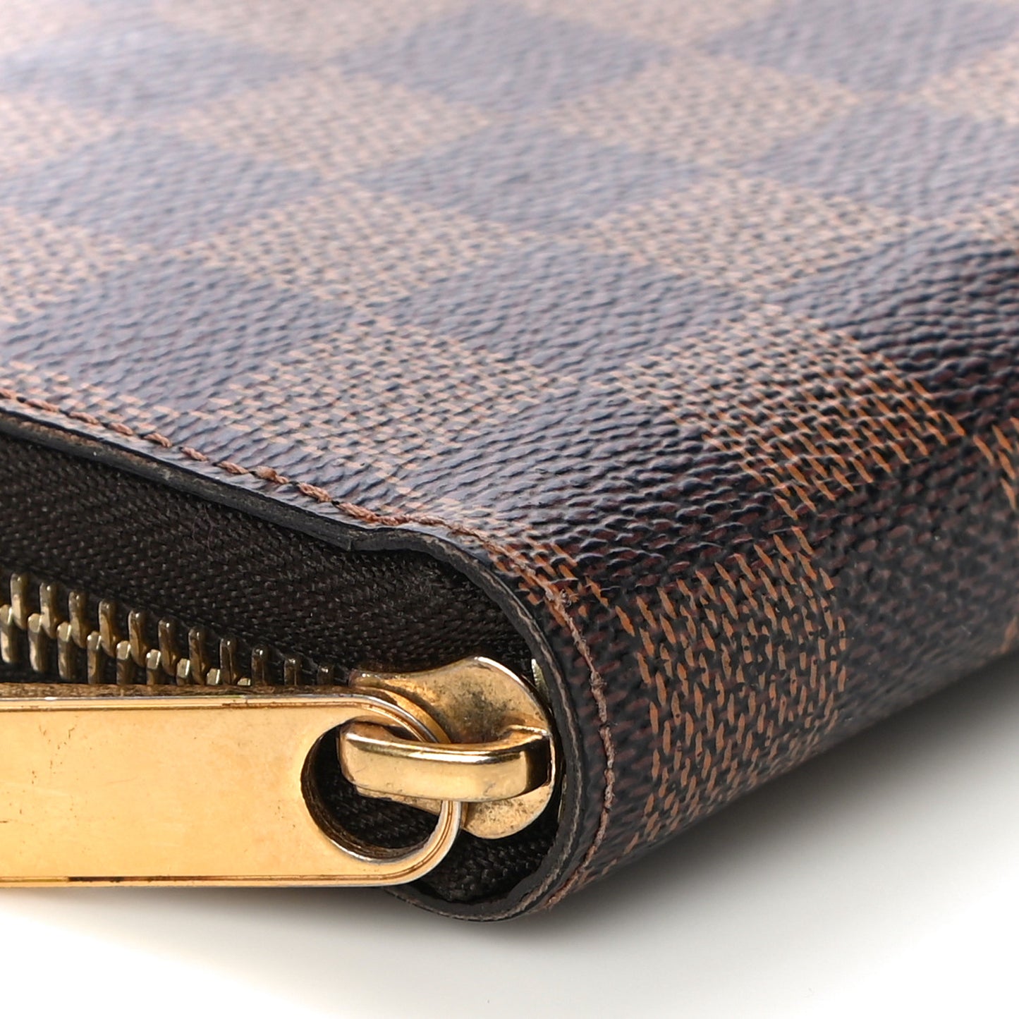 Damier Ebene Zippy Wallet