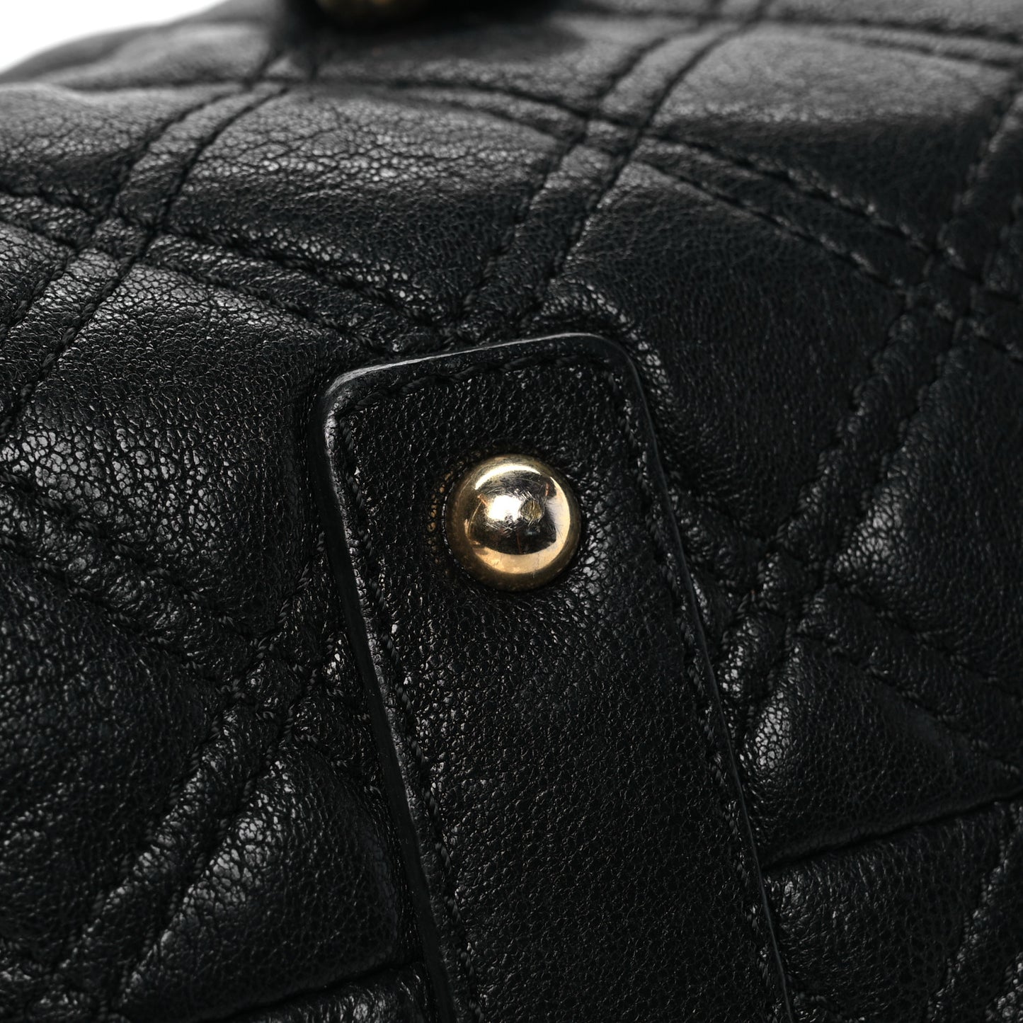 Calfskin Quilted Stam Black