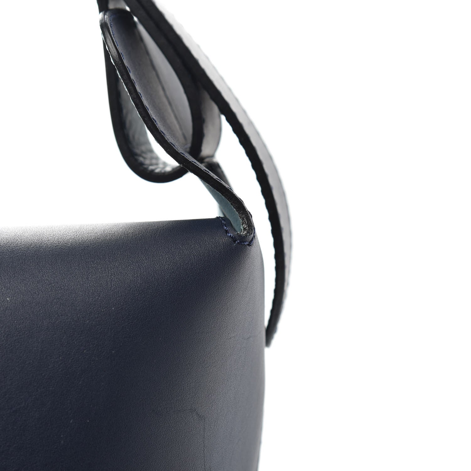 Burberry Supple Calfskin Medium Bucket Mid Indigo 12 of 15