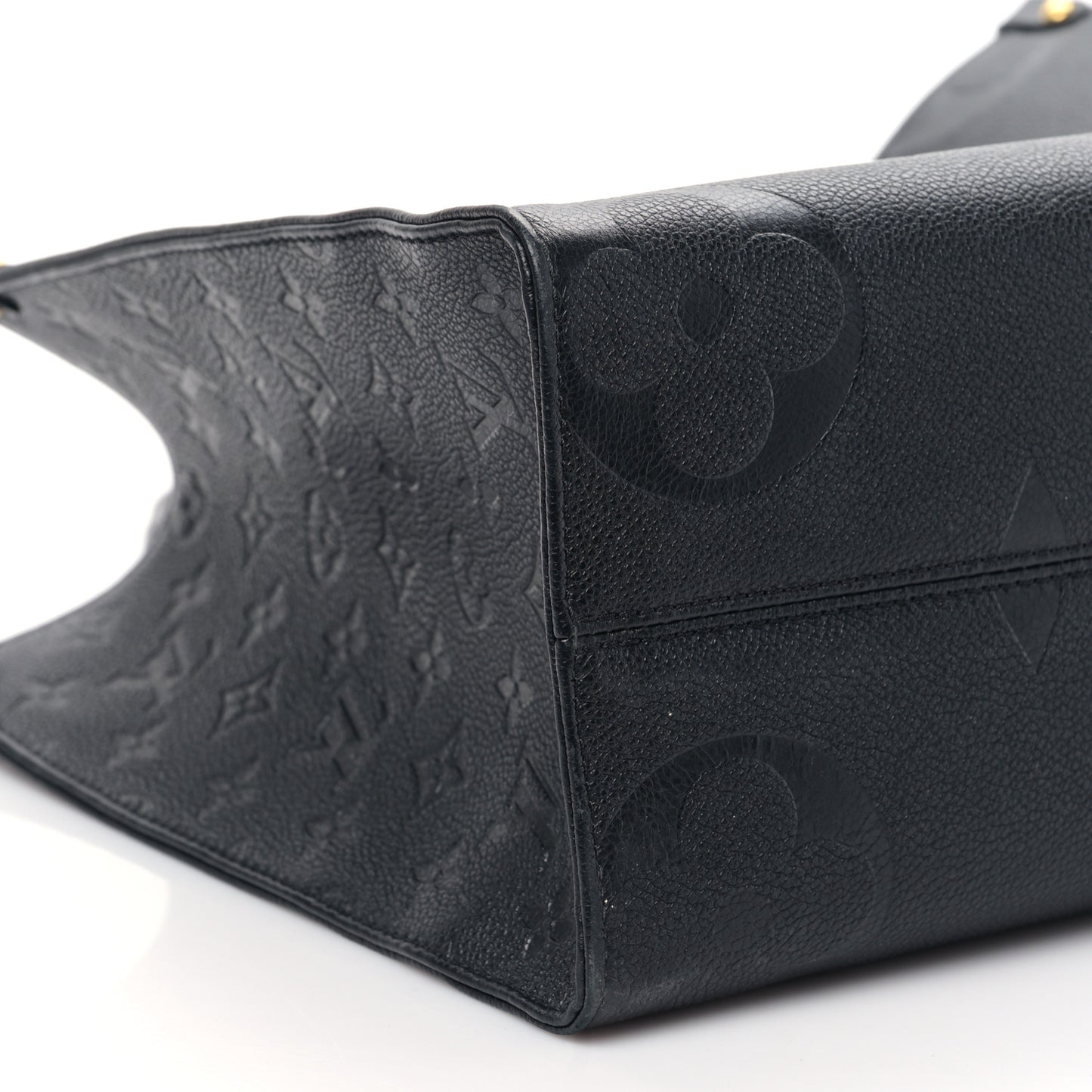 Empreinte Monogram Giant Onthego MM Black