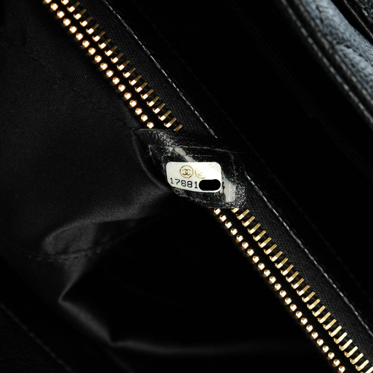 Caviar Quilted Grand Shopping Tote GST Black