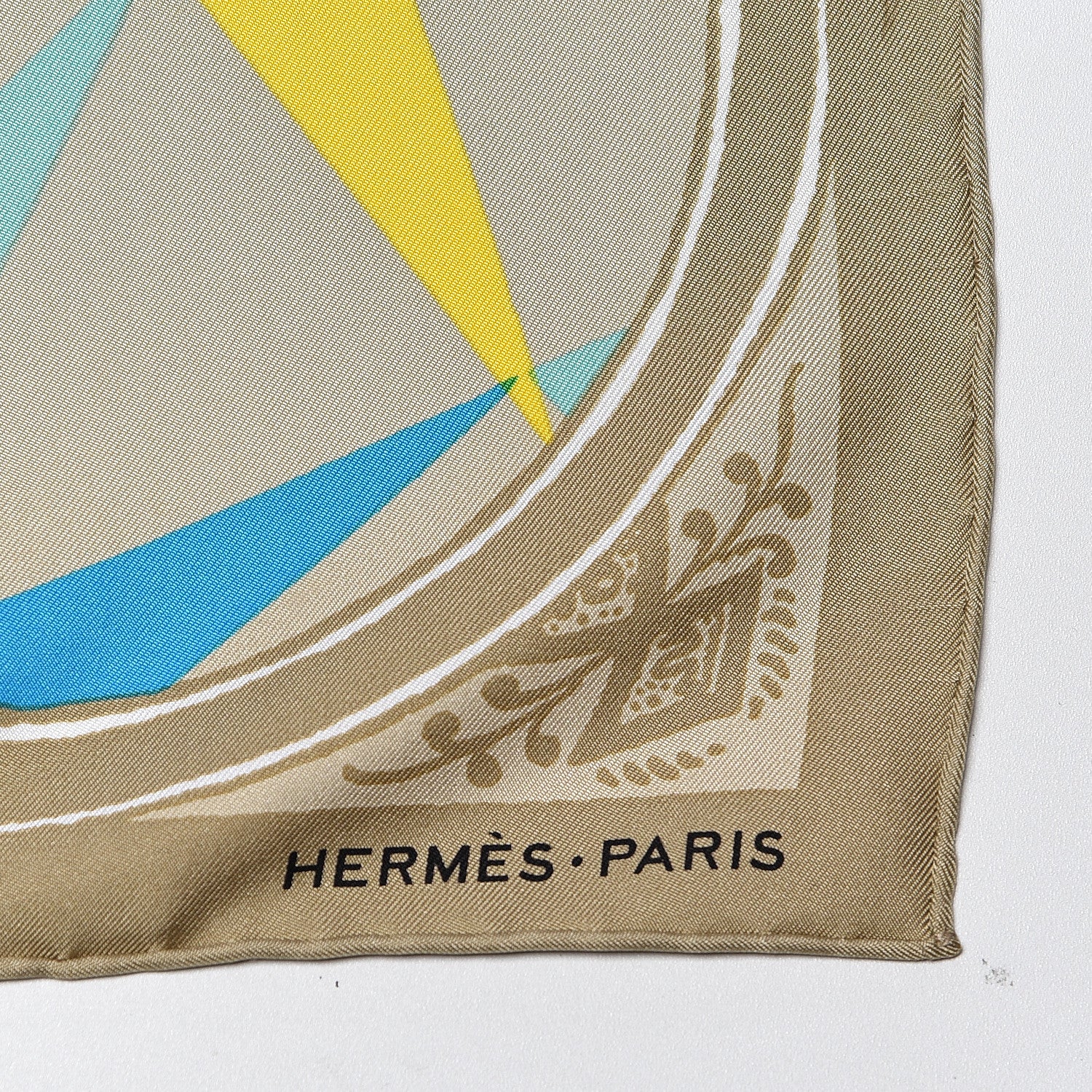 Hermes Silk Jeu De Soie Scarf 90 Mastic Bleu Multicolore 3 of 6