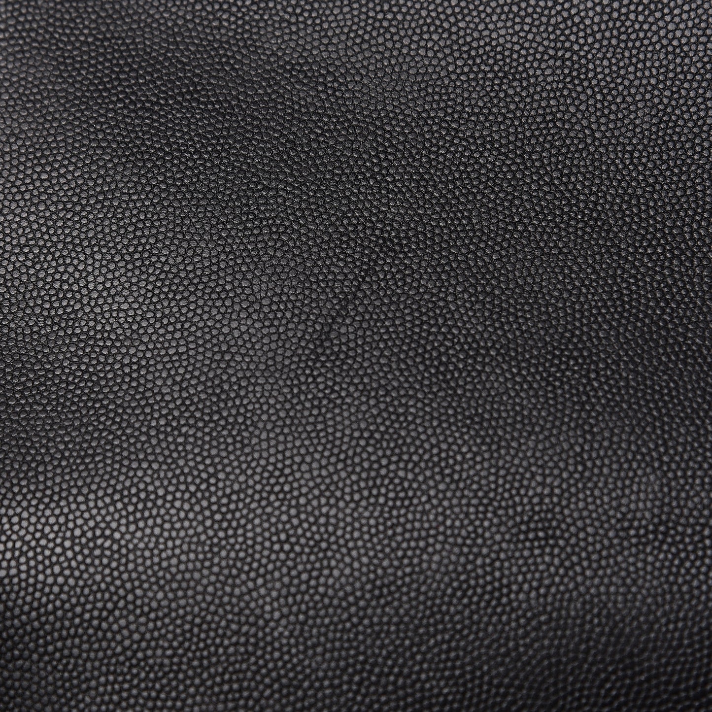Caviar Quilted Medium Boy Flap Black