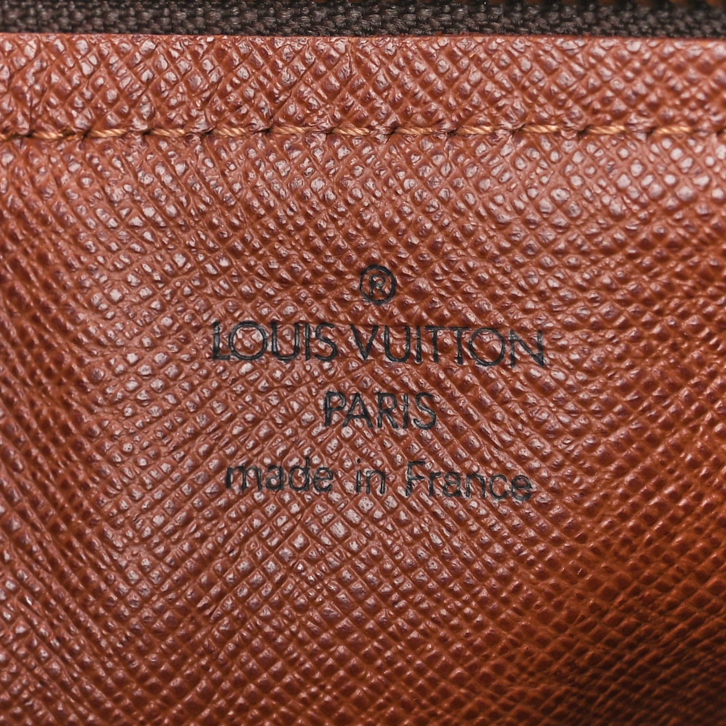 Monogram Papillon 26