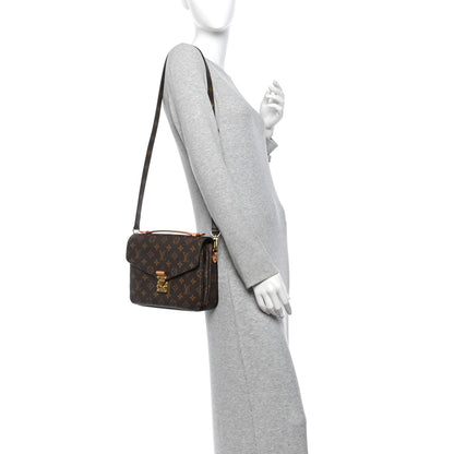 Louis Vuitton Monogram Pochette Metis 2 of 10