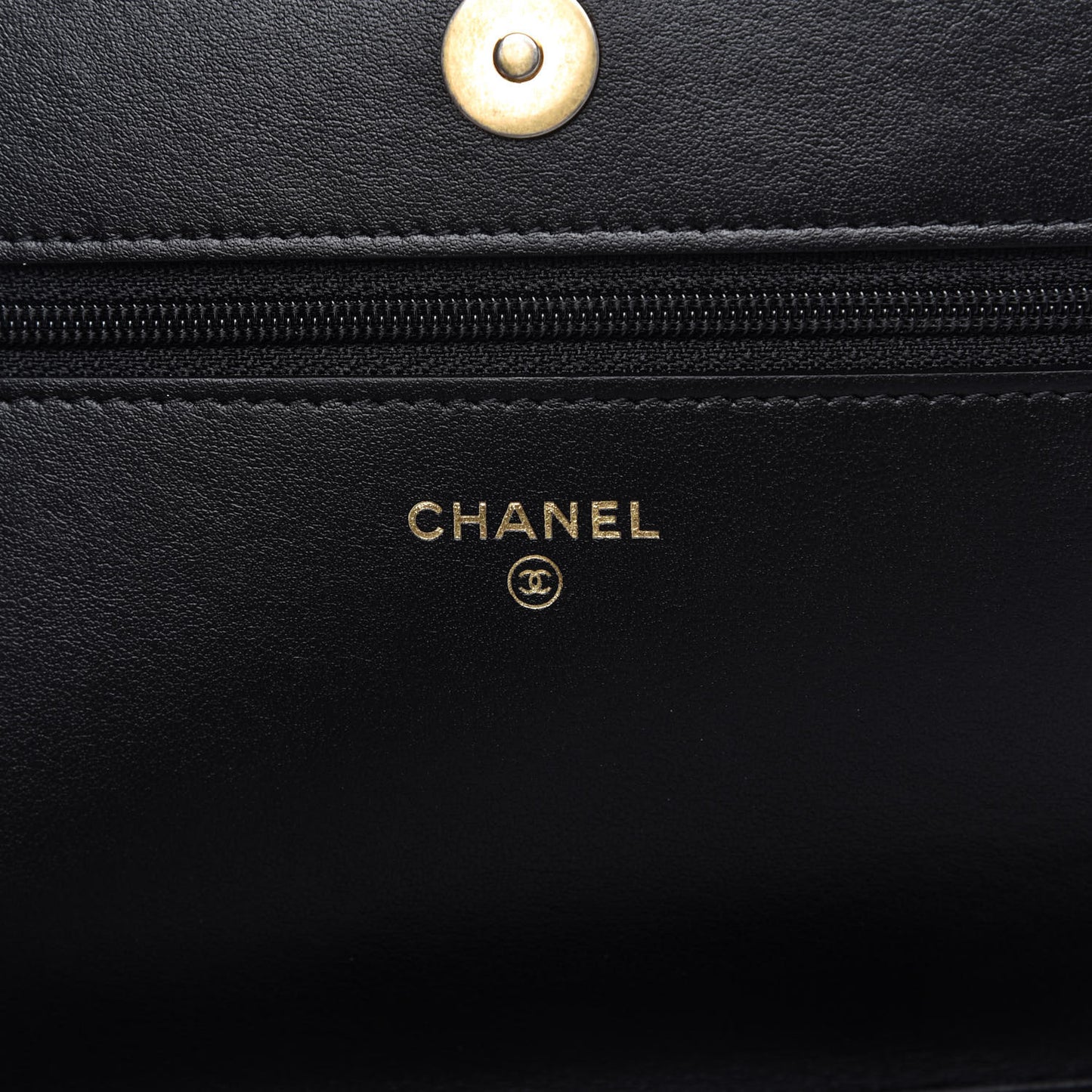 Caviar Quilted Boy Wallet On Chain WOC Black