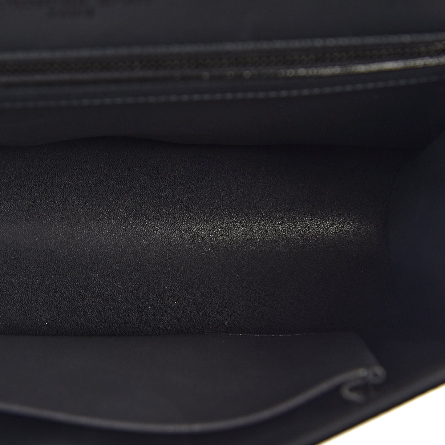 Metallic Patent Micro-Cannage Medium Diorama Flap Bag Graphite