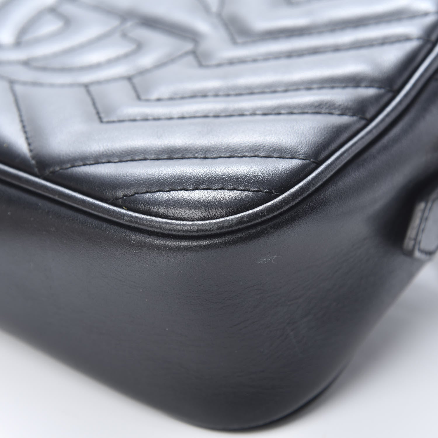 Gucci Calfskin Matelasse Small GG Marmont Chain Shoulder Bag Black 11 of 17