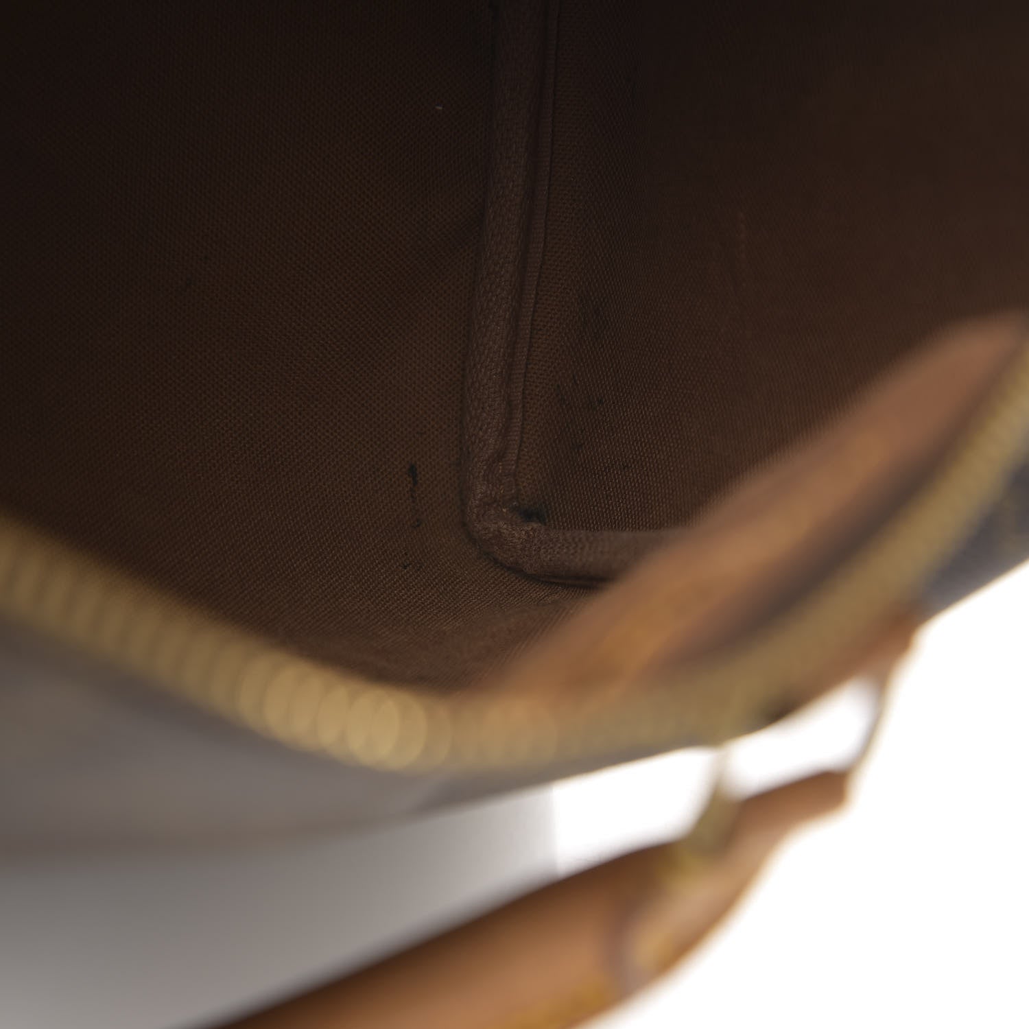 Louis Vuitton Monogram Speedy 25 13 of 24