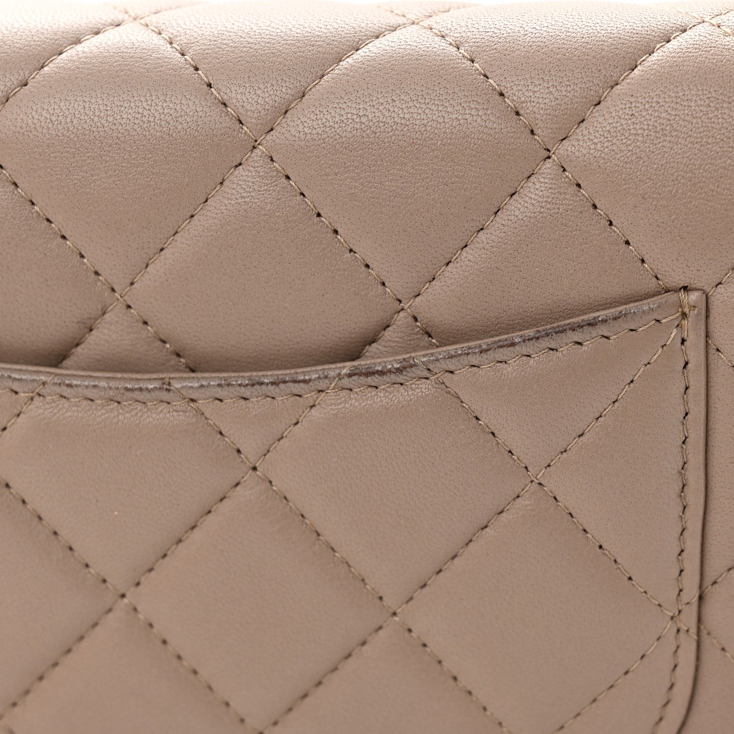 Lambskin Quilted Wallet On Chain WOC Taupe