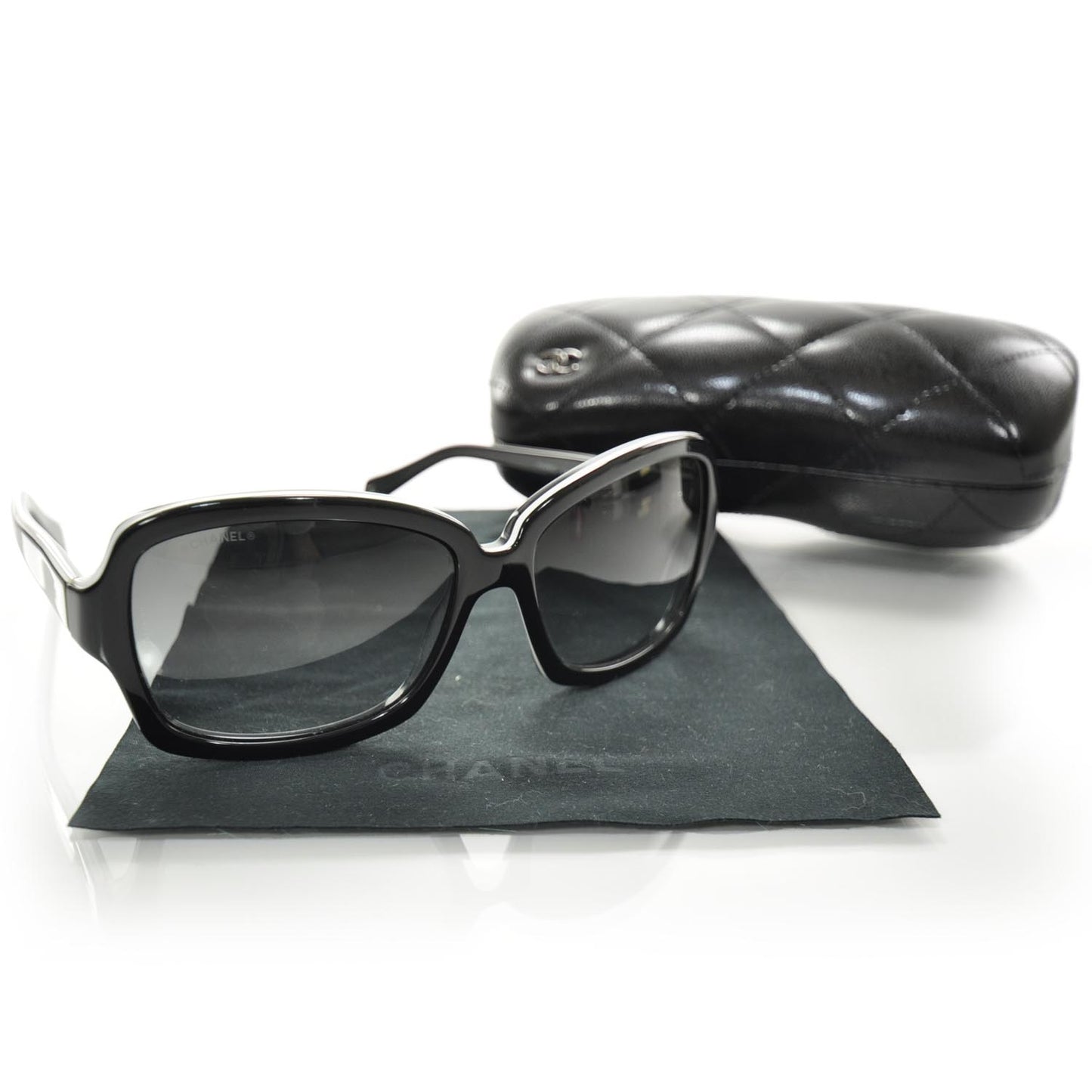 CC Logo Sunglasses 5143 Black and White