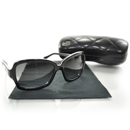 Chanel CC Logo Sunglasses 5143 Black and White 4 of 7