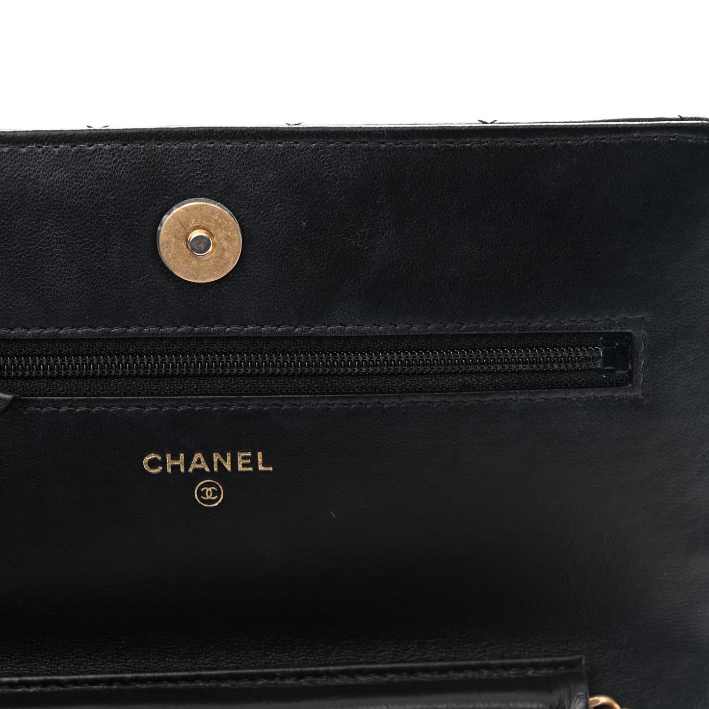 Lambskin Quilted Chain Around Wallet On Chain WOC Black
