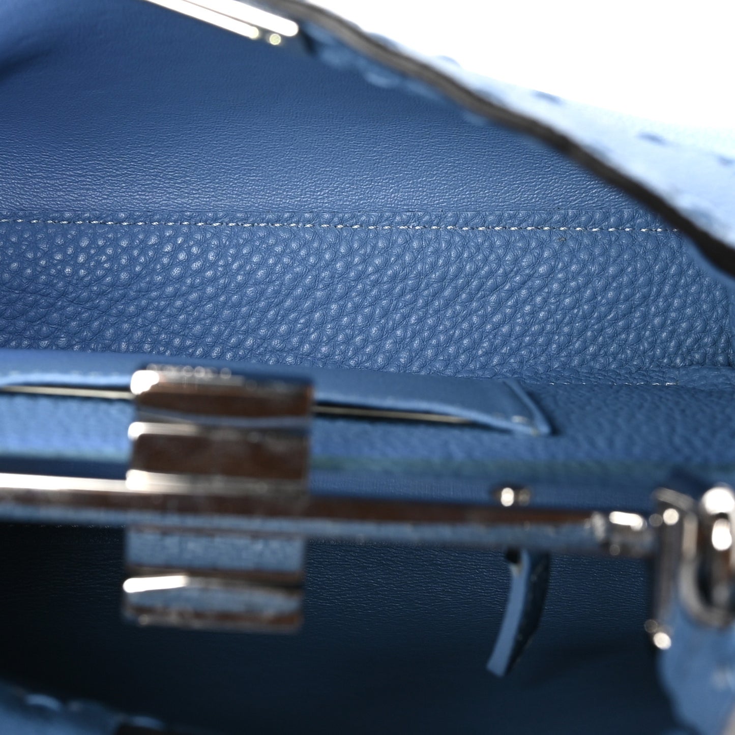 Cuoio Romano Selleria Macro Stitchings Mini Peekaboo Iconic Satchel Placca Argento Blue