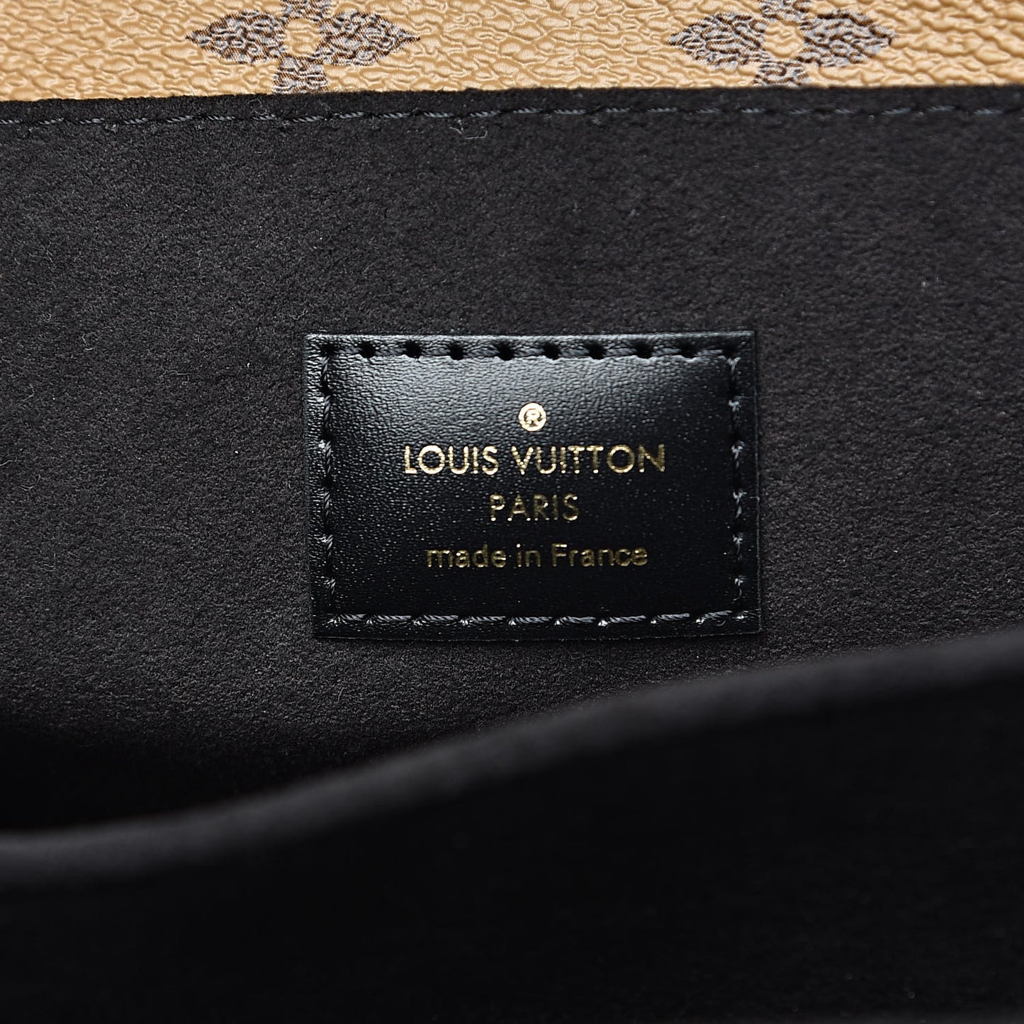 Reverse Monogram Pochette Metis