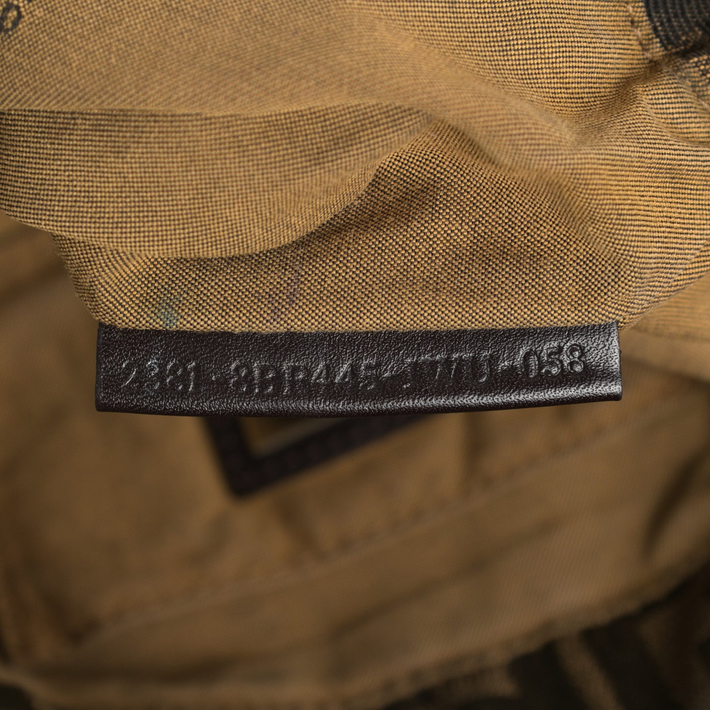 Zucca Small Chef Shoulder Bag Tobacco