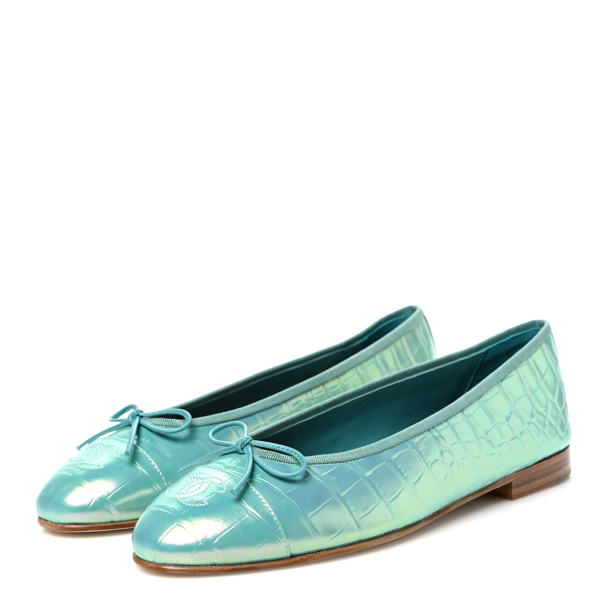 Iridescent Calfskin Crocodile Embossed Ballerina Flats 41 Green