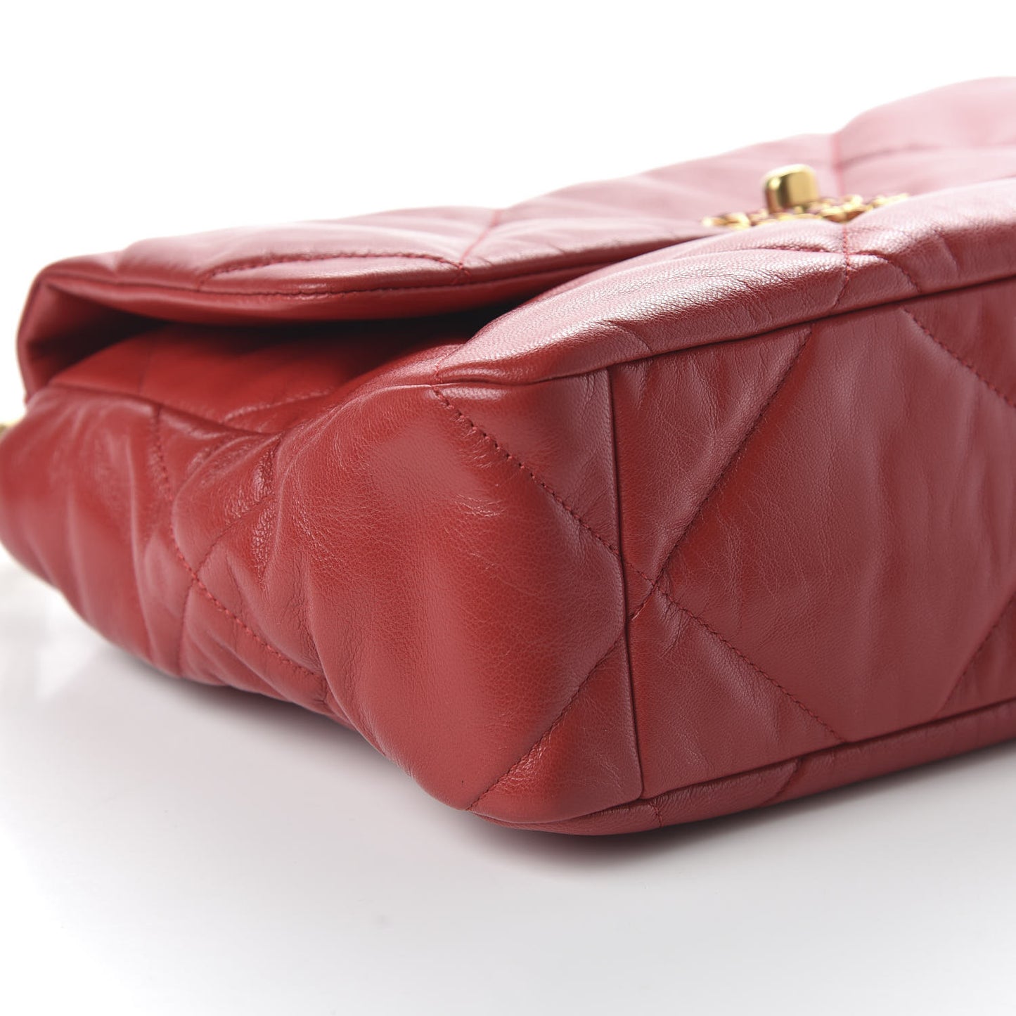 Goatskin Quilted Large 19 Flap Red