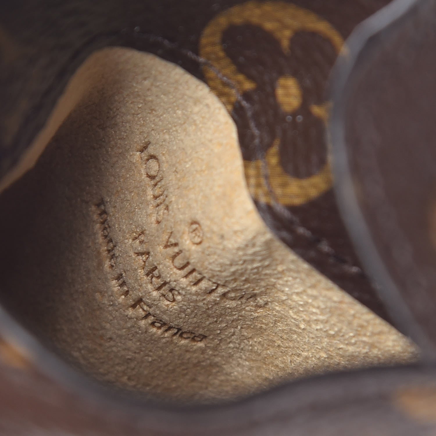 Louis Vuitton Monogram Sunglasses Case MM 5 of 7