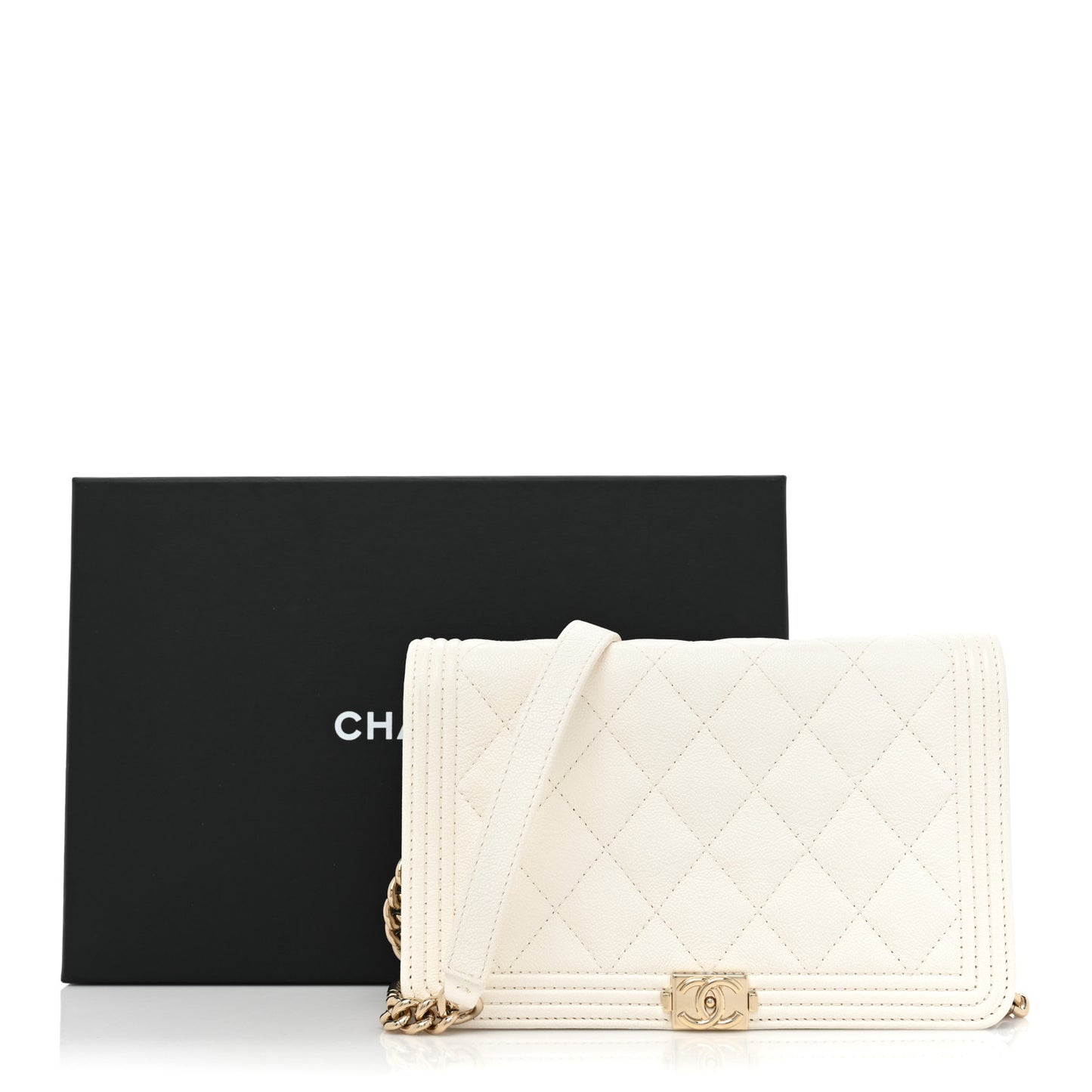 Caviar Quilted Boy Wallet On Chain WOC White