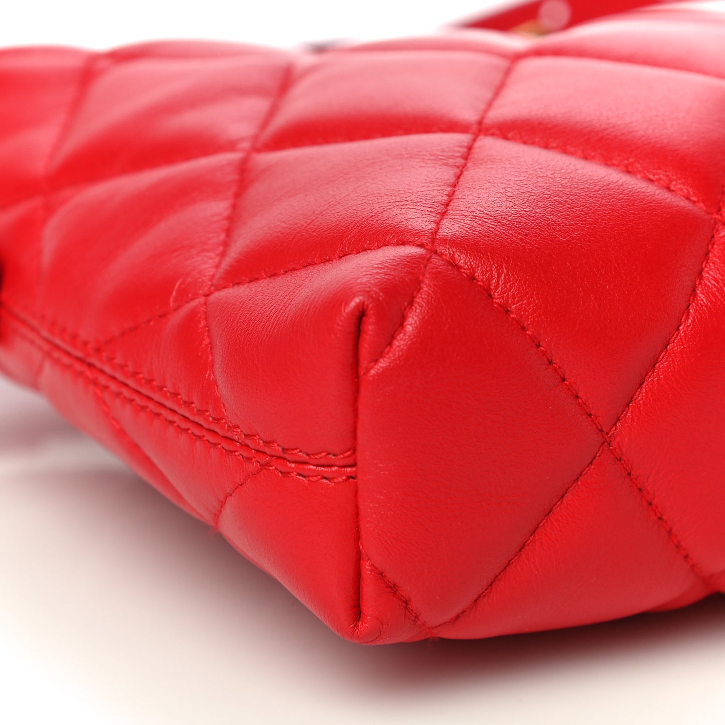 Nappa Calfskin Quilted Touch B Camera Shoulder Bag Bright Red
