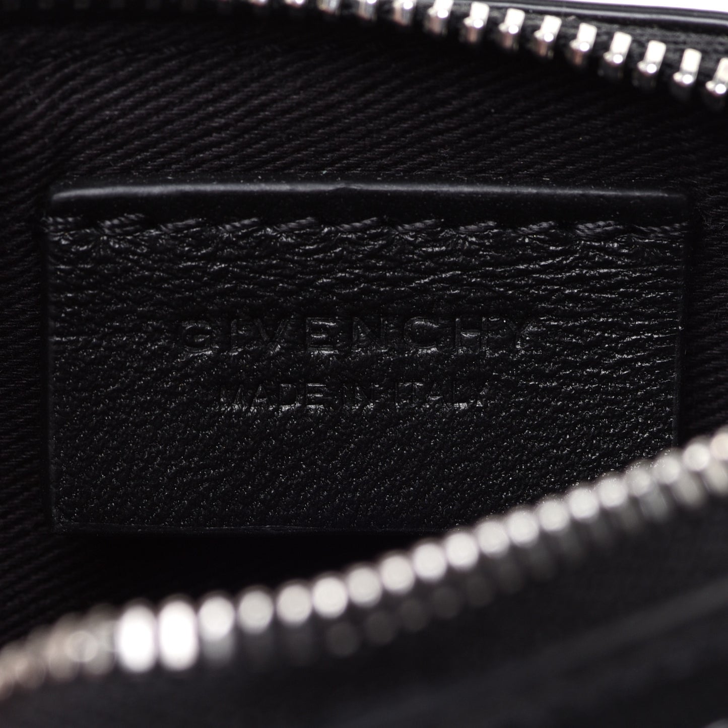 Lambskin Baby Antigona with Chain Black