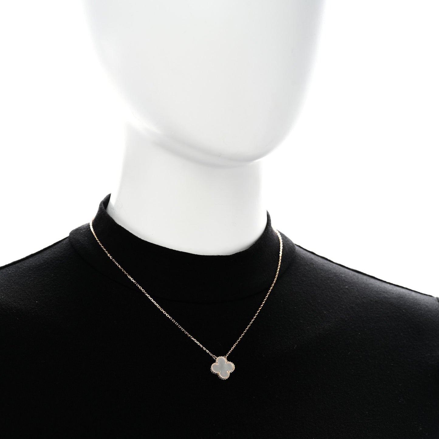 18K Yellow Gold Mother of Pearl Vintage Alhambra Pendant Necklace