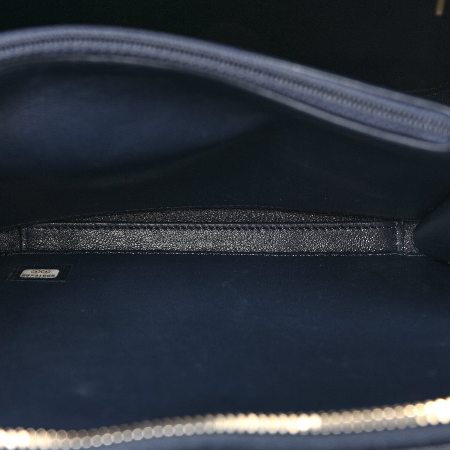 Chanel Caviar Quilted Medium CC Filigree Vanity Case Navy 7 of 12