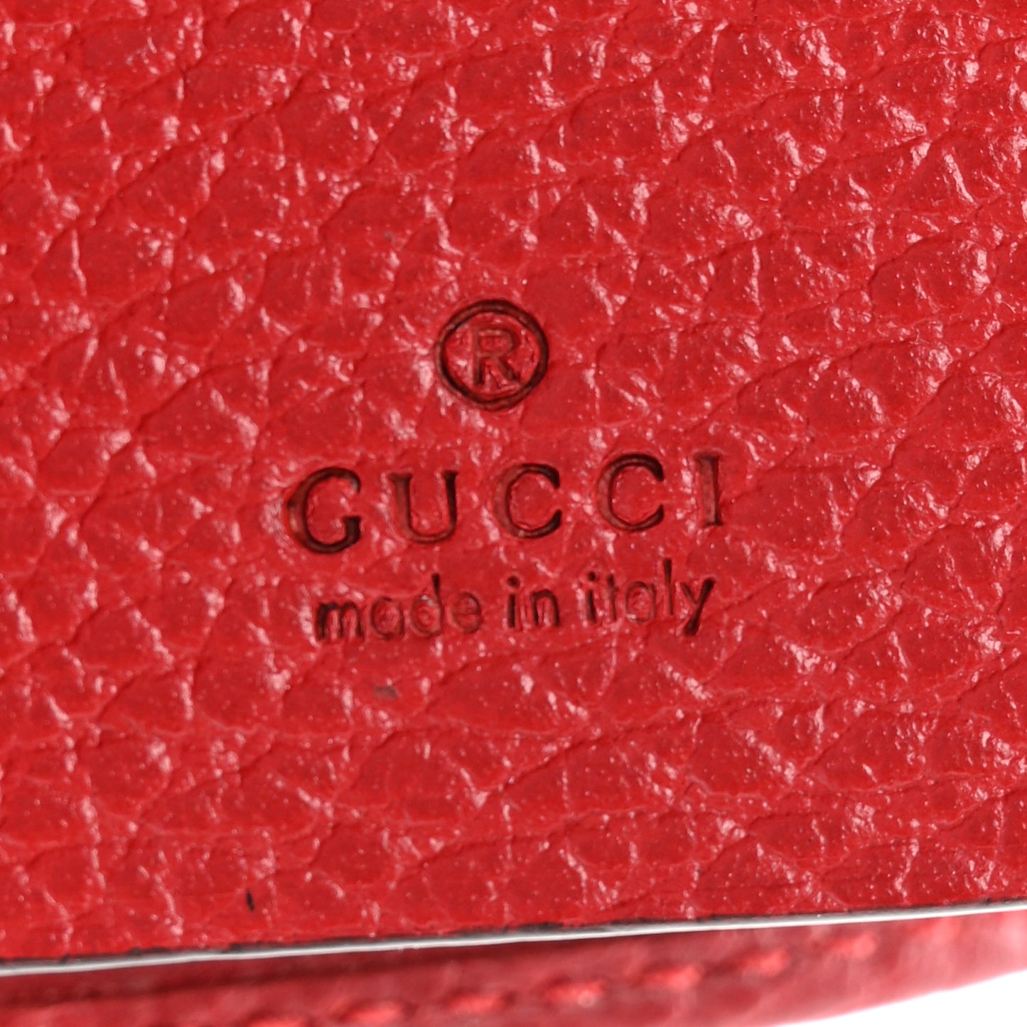 Pebbled Calfskin GG Marmont 6 Key Holder Hibiscus Red
